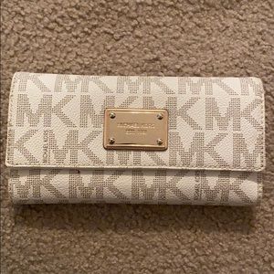 Michael Kors wallet
